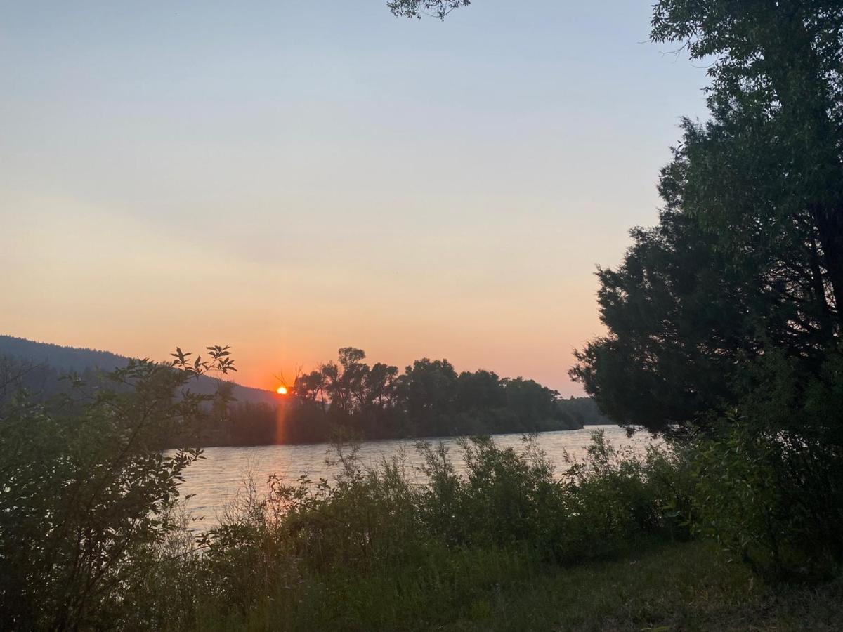 Snake River Glamping Irwin エクステリア 写真